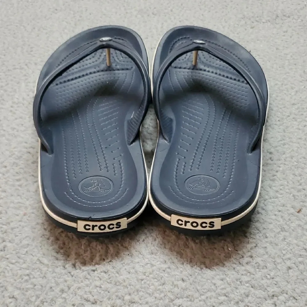 CROCS Men's Dark Blue Flip Flops Size 8